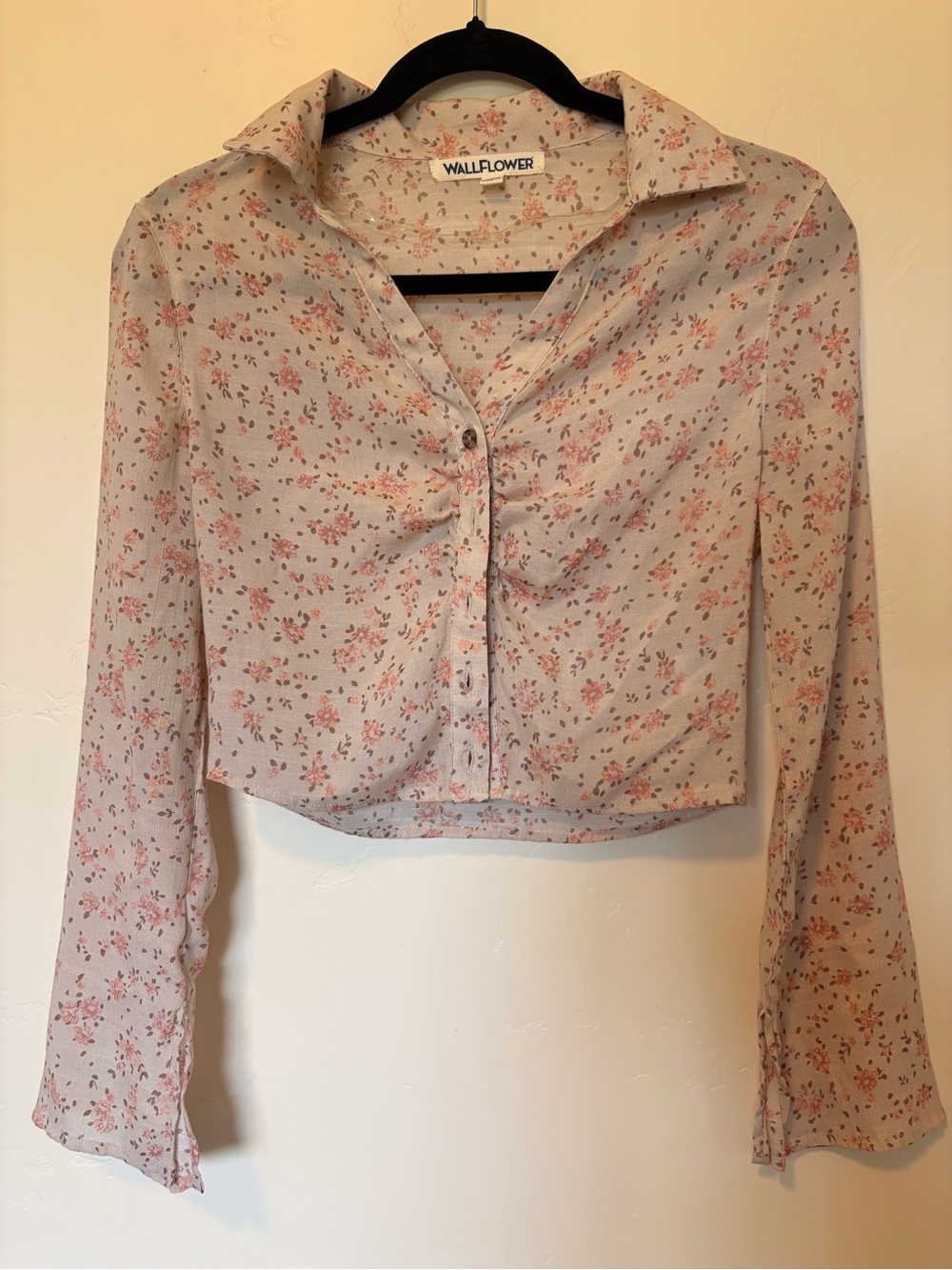 Wallflower Light Pink Floral Button-Front Cropped Shirt
